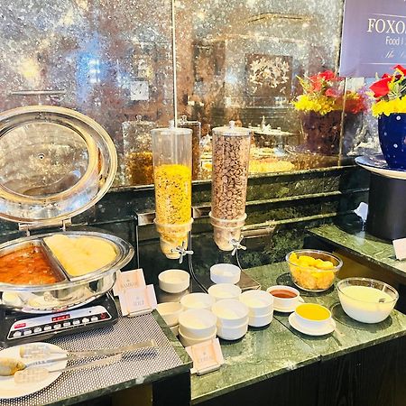 Foxoso Hotel Delhi Airport Yeni Delhi Dış mekan fotoğraf