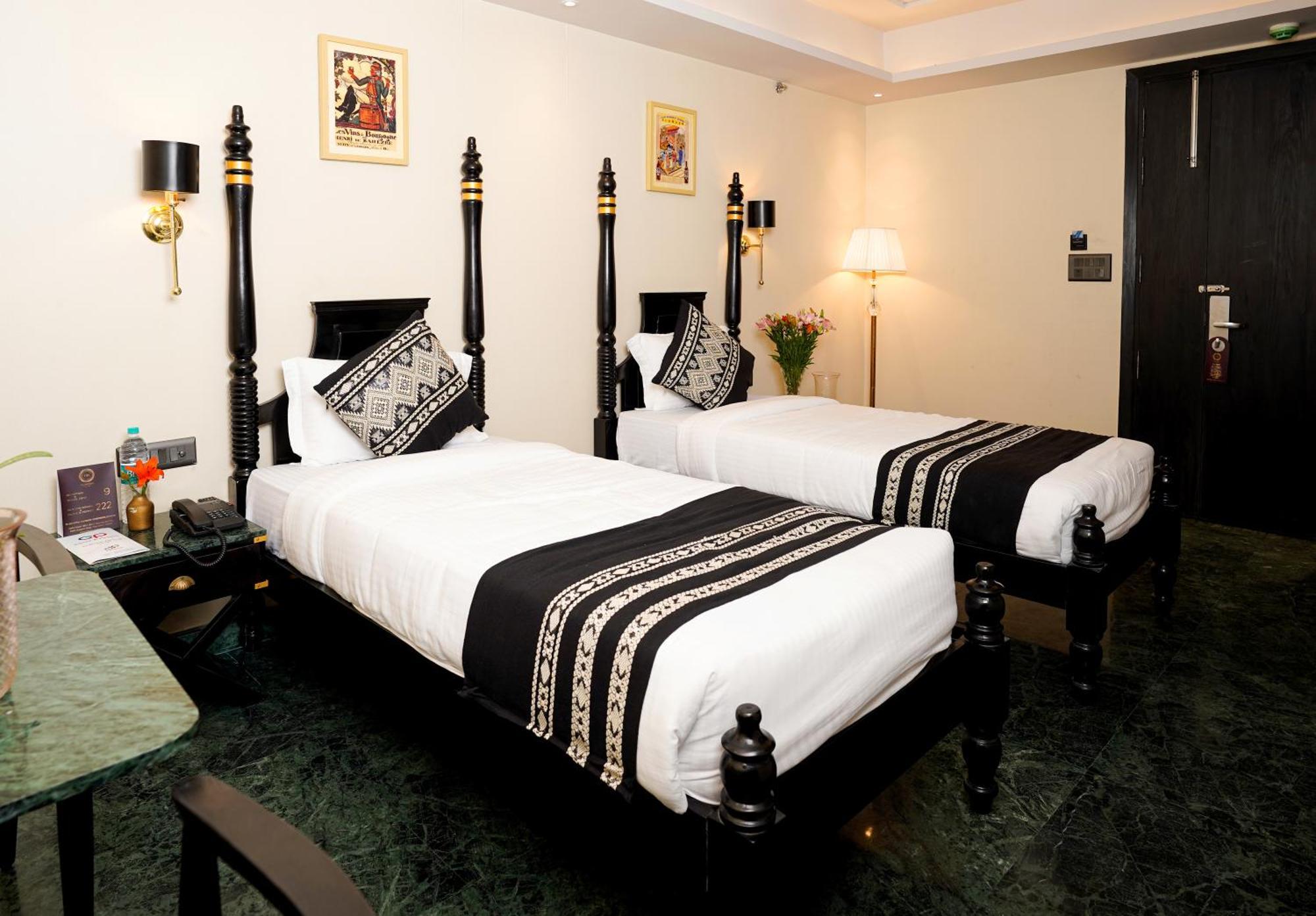 Foxoso Hotel Delhi Airport Yeni Delhi Dış mekan fotoğraf